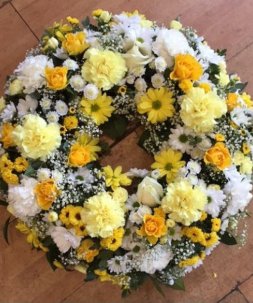 Yellow and White Mixed Wreath