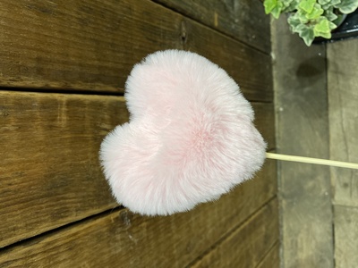 PINK FLUFFY HEART