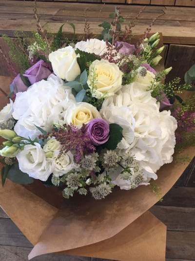 Lilac and white Natural Bouquet