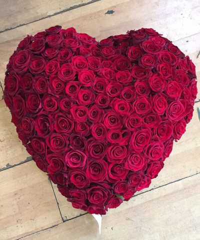 All red rose heart 20 inch