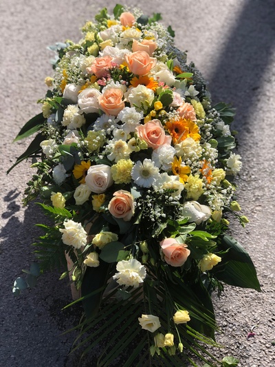 Peach and Cream Coffin Spray 